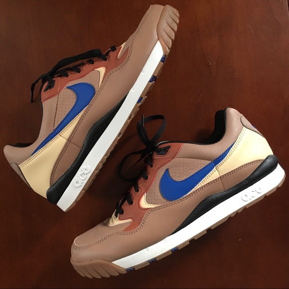 nike air wildwood acg desert dust